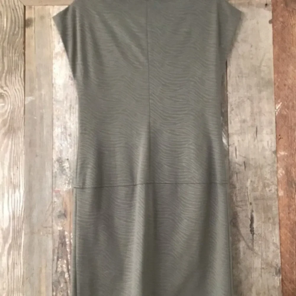 Donna Morgan Zipper Sheath Dress Gray Size 2 - Picture 4 of 6